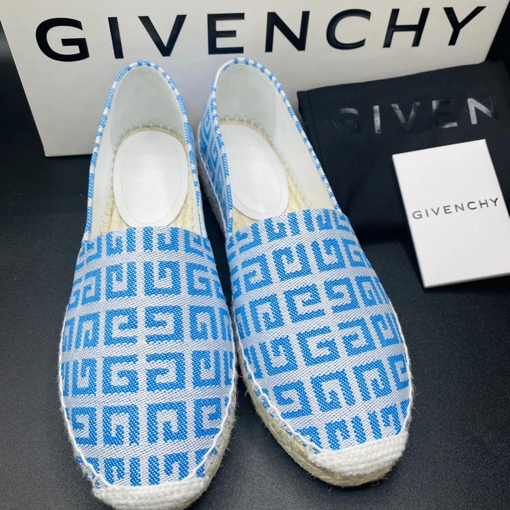 Authentic Women’s Monogram Jacquard Loafer Espadrilles SIZE 7 NWB - Picture 1 of 7